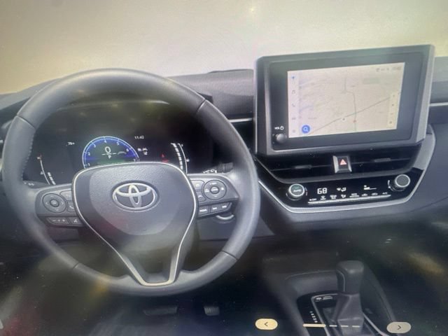 Certified 2026 Toyota Corolla SE FWD image 6