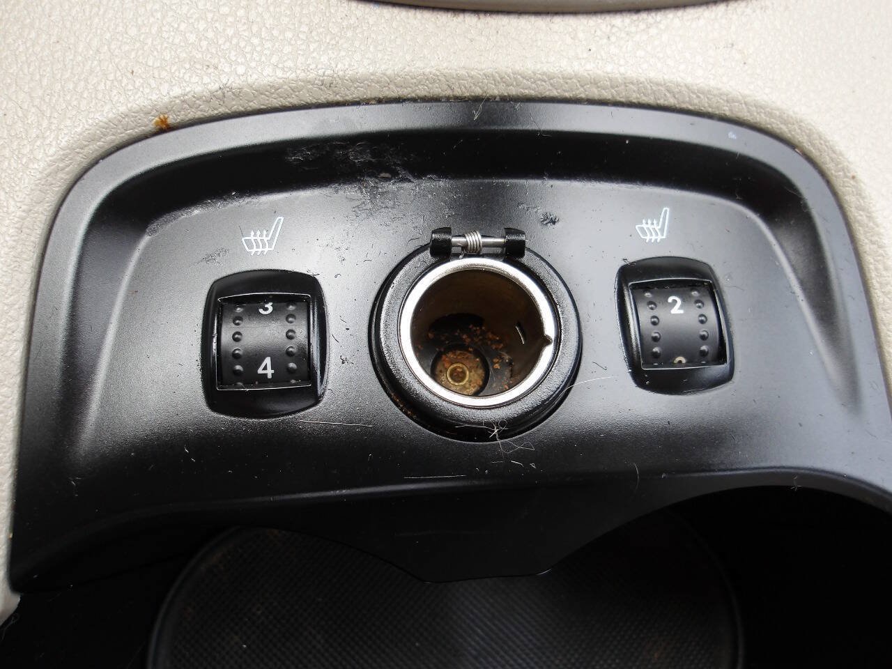 Used 2012 Ford Focus SEL FWD image 10