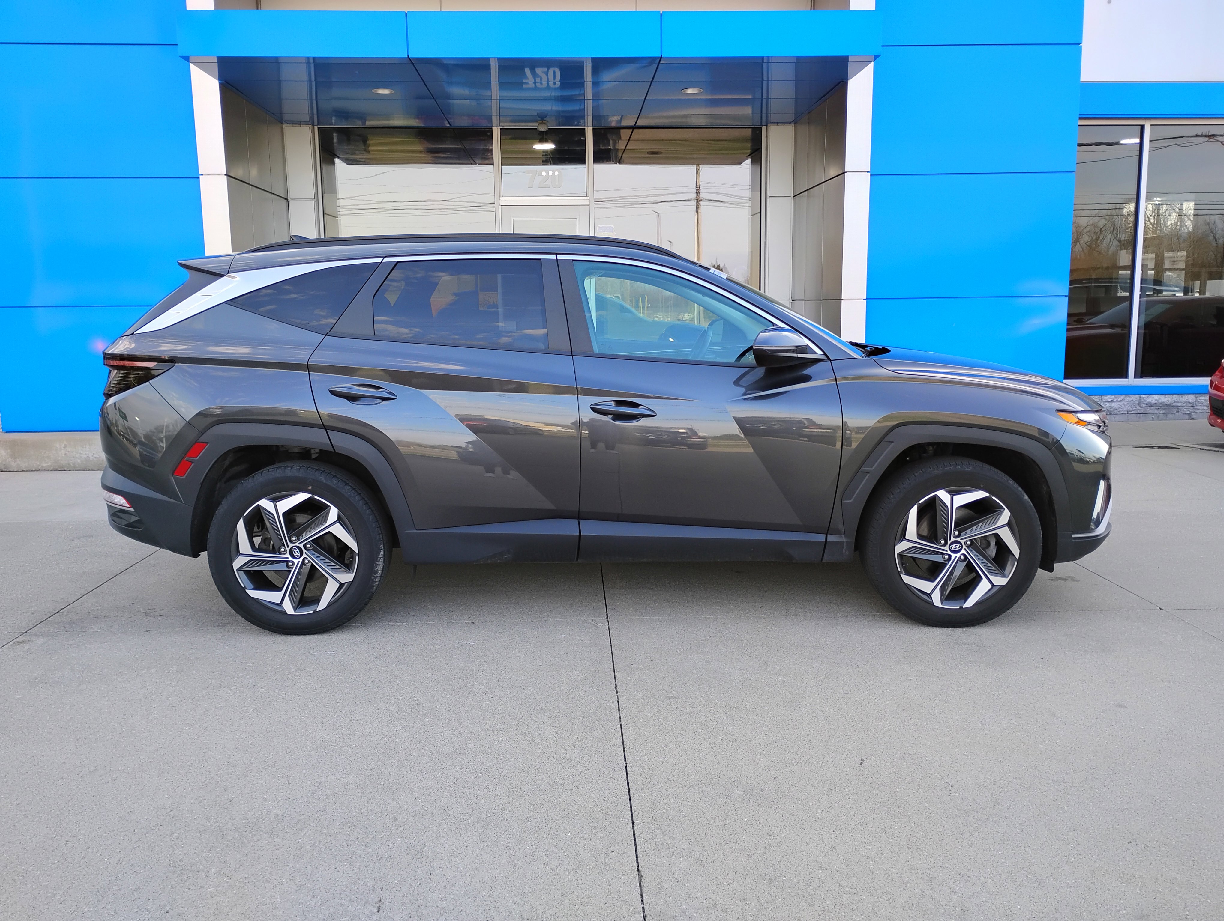 Used 2023 Hyundai Tucson SEL w/ Convenience Package image 10