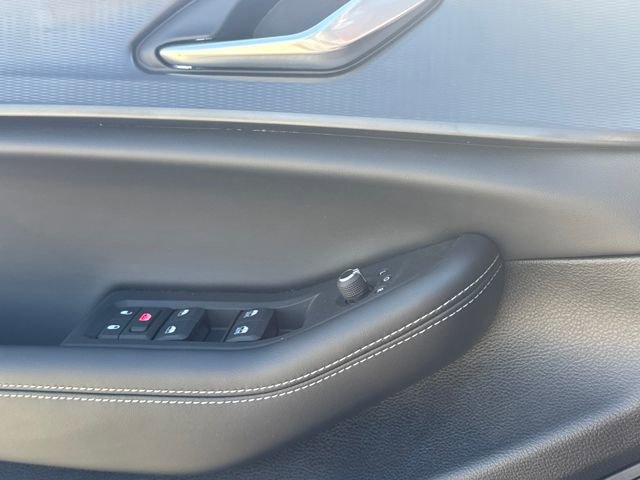 Used 2025 Jeep Grand Cherokee Altitude image 18