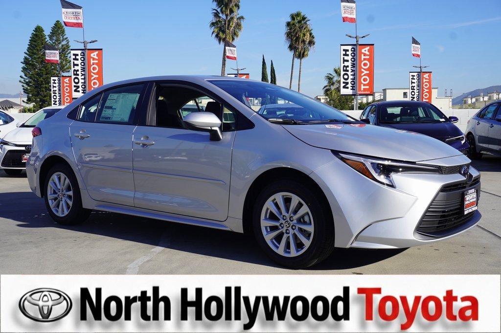 New 2026 Toyota Corolla LE image 3