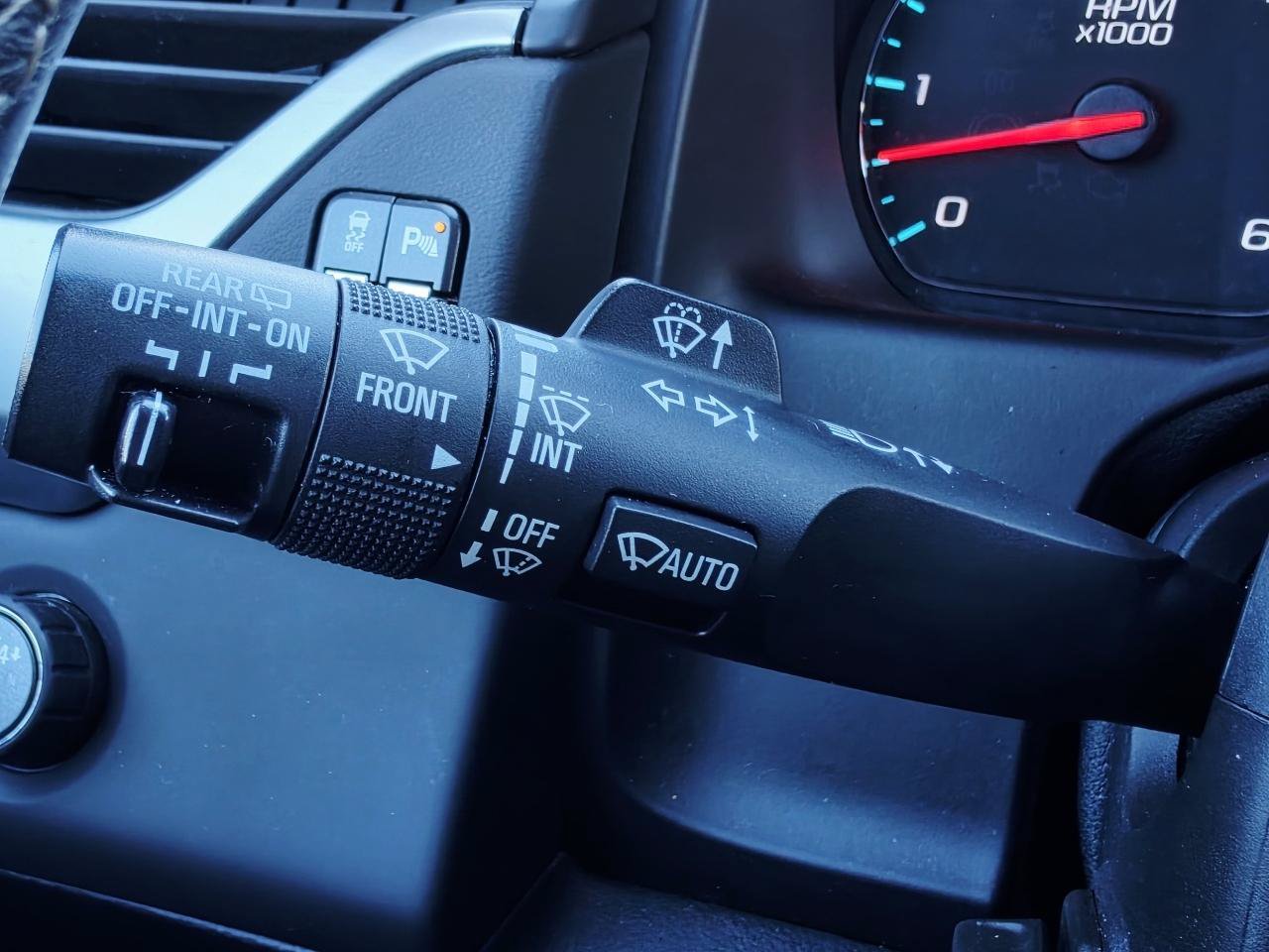 Used 2017 Chevrolet Tahoe LT AWD/4WD image 34