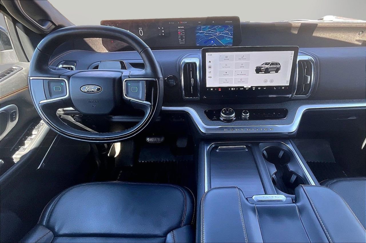 Used 2025 Ford Expedition Tremor image 16