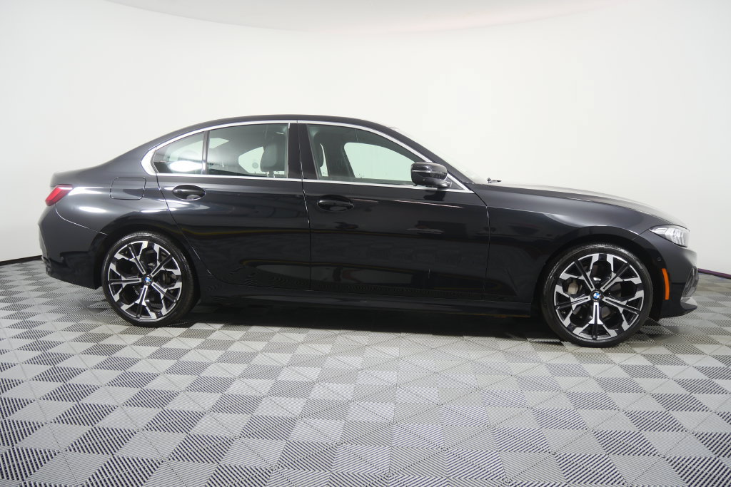 Certified 2026 BMW 330i Sedan RWD image 3