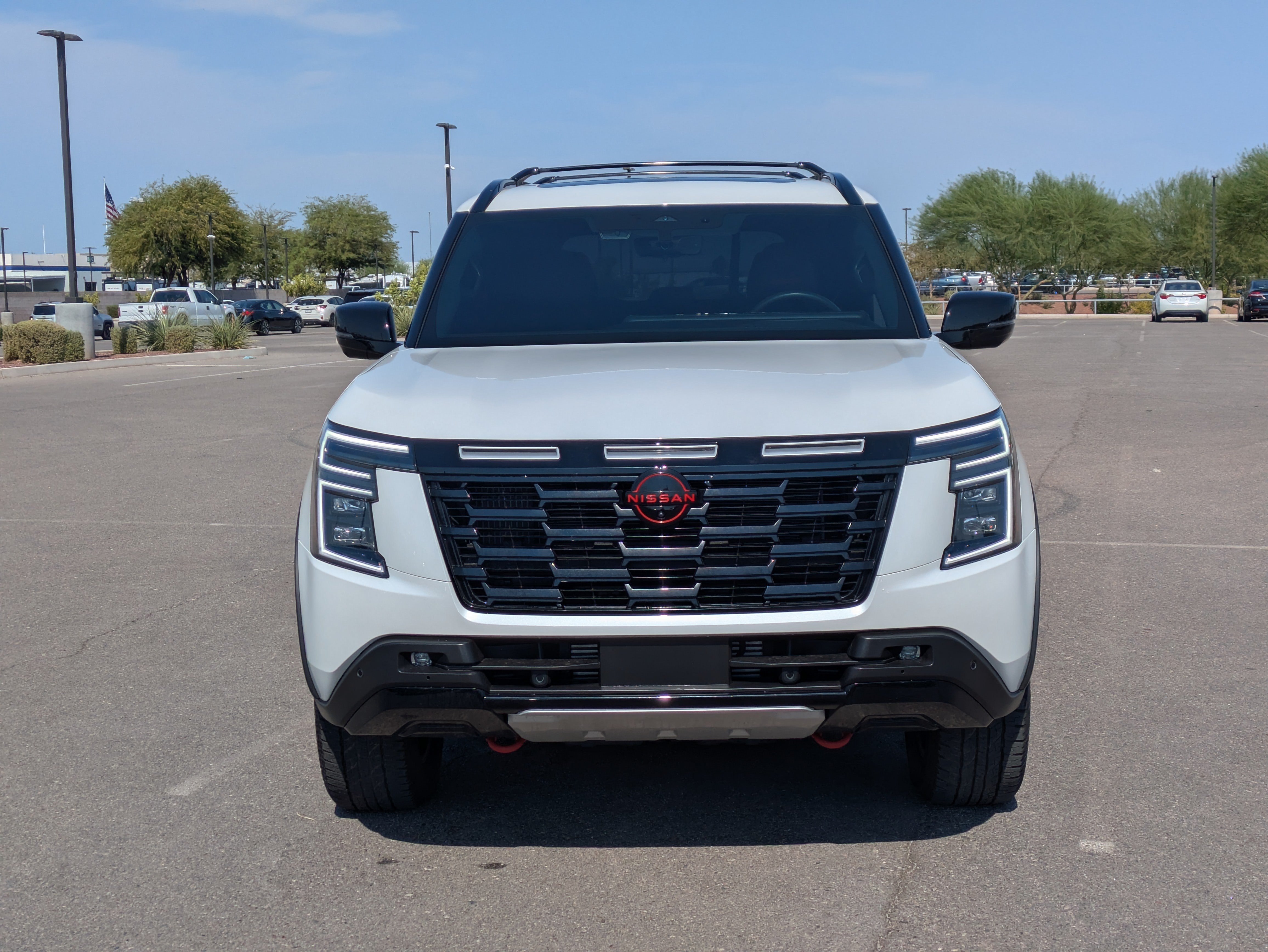 Used 2025 Nissan Armada PRO-4X w/ Pro-4X Premium Package AWD/4WD image 8