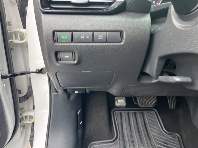Used 2021 Nissan Sentra SR FWD image 31