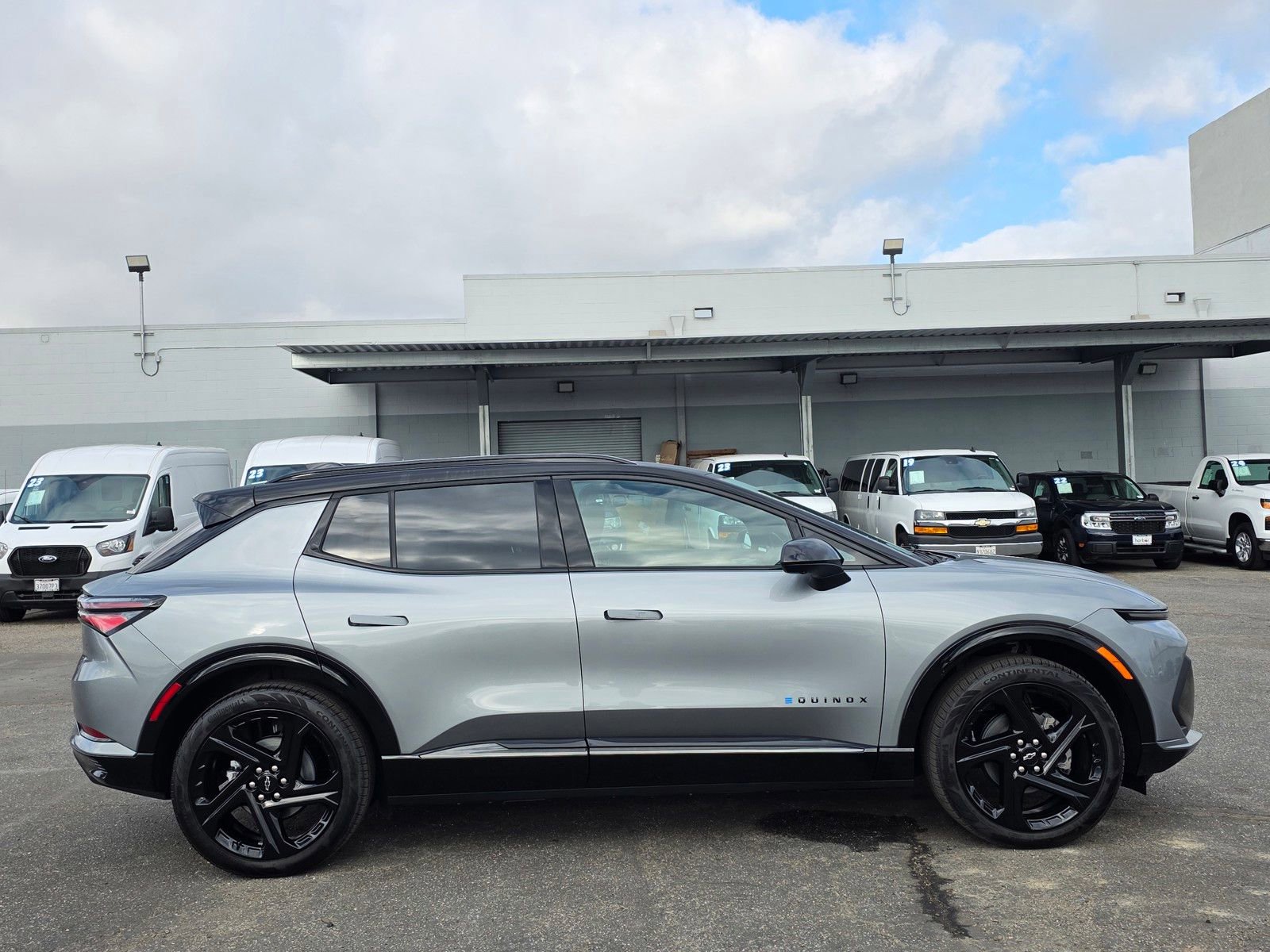 New 2026 Chevrolet Equinox EV RS image 8