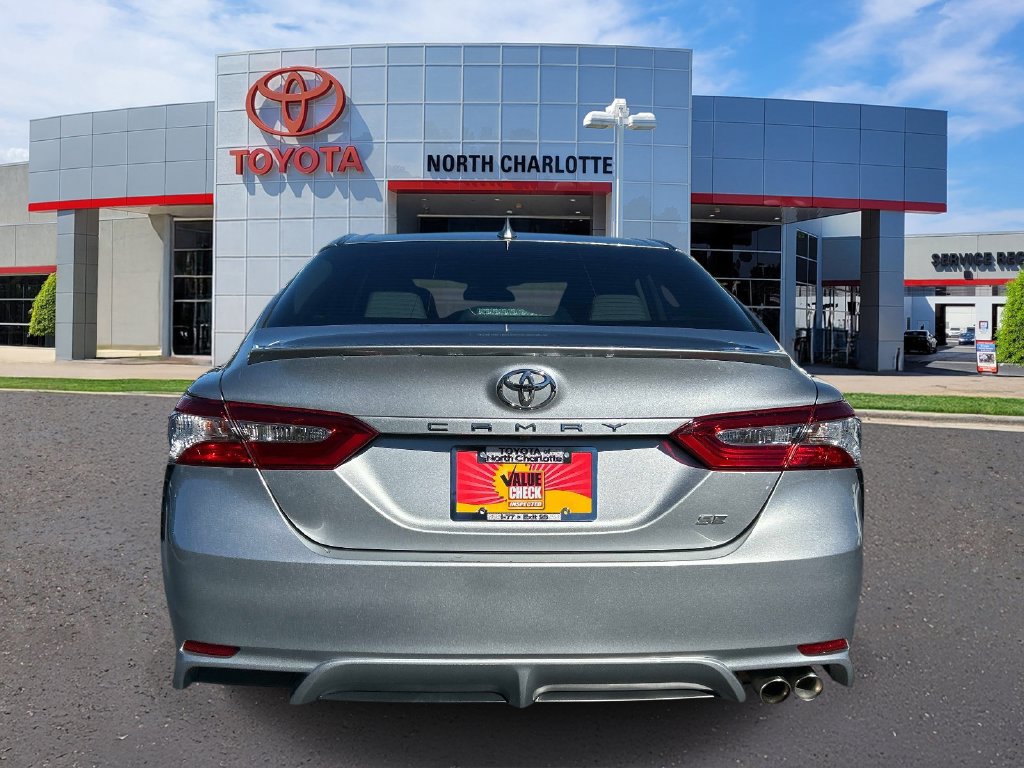 Used 2020 Toyota Camry SE FWD image 7