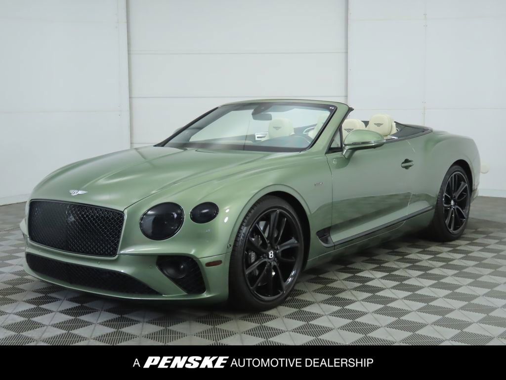 Used 2024 Bentley Continental GT image 1