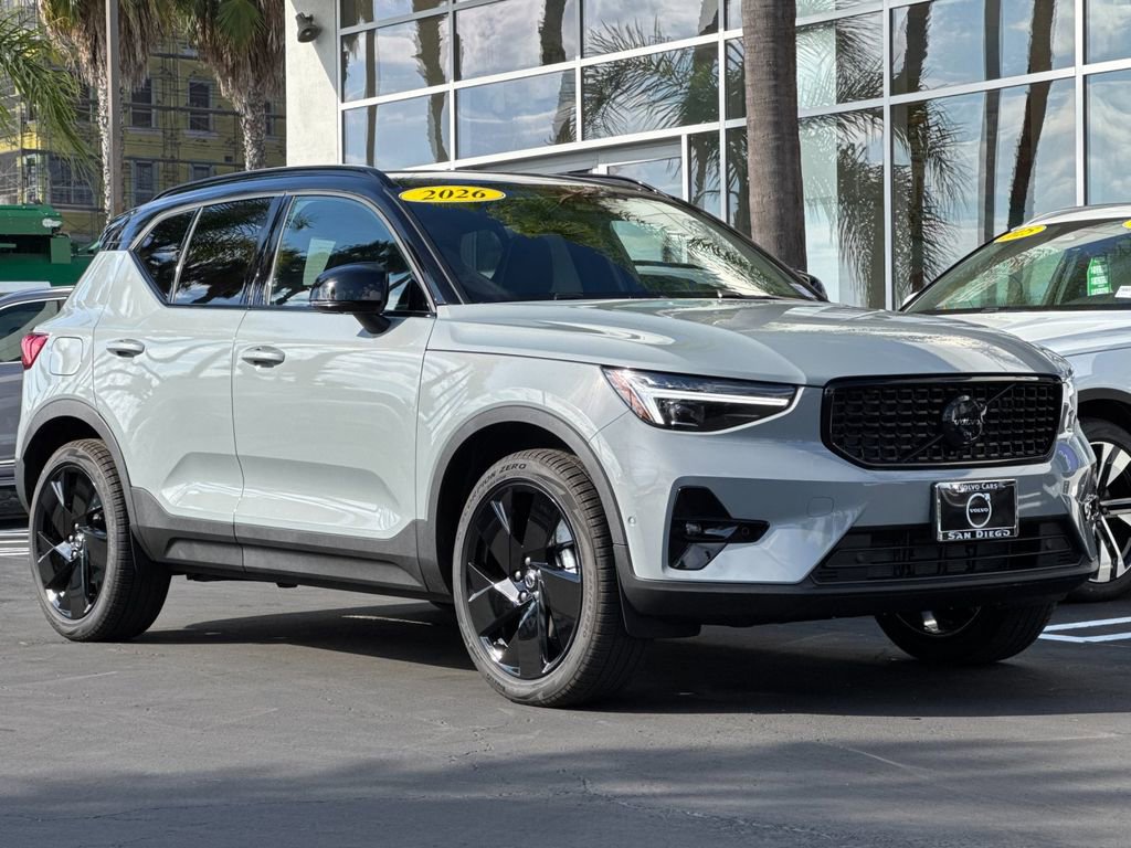 New 2026 Volvo XC40 B5 Ultra w/ Climate Package image 7