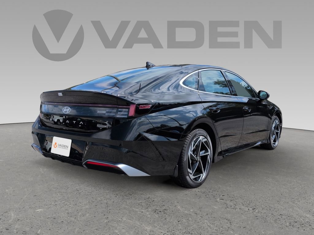 New 2026 Hyundai Sonata SEL FWD image 23