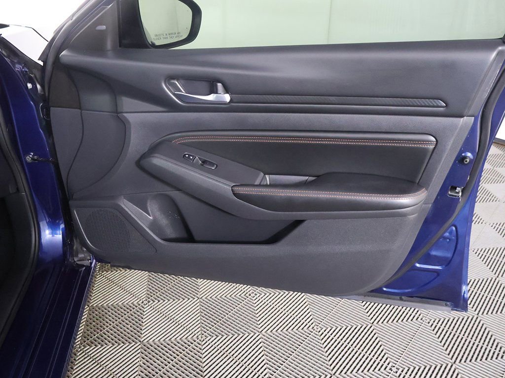 Used 2022 Nissan Altima 2.0 SR image 23