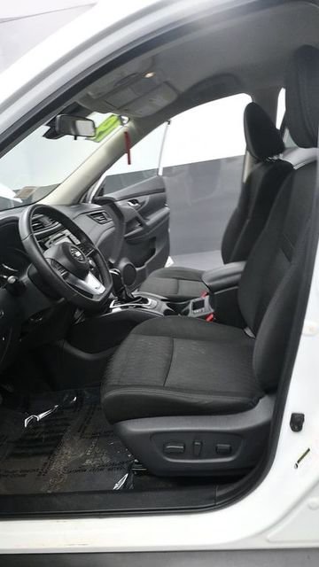 Used 2019 Nissan Rogue SV AWD/4WD image 19