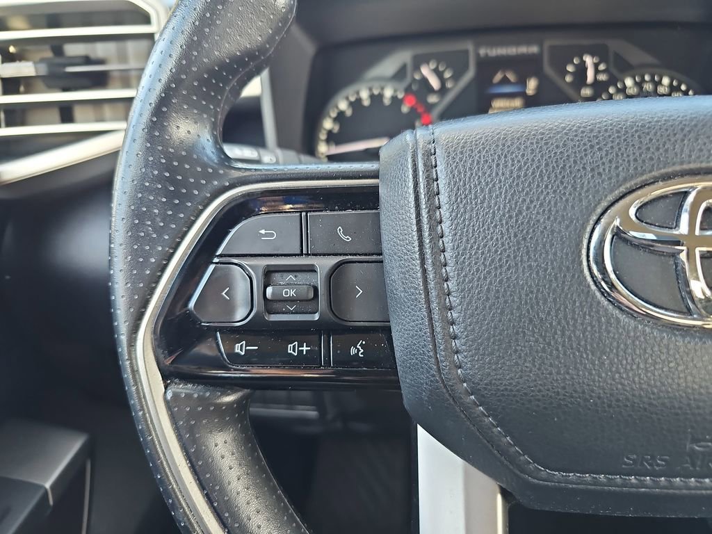 Used 2022 Toyota Tundra SR5 w/ SR5 Convenience Package image 17