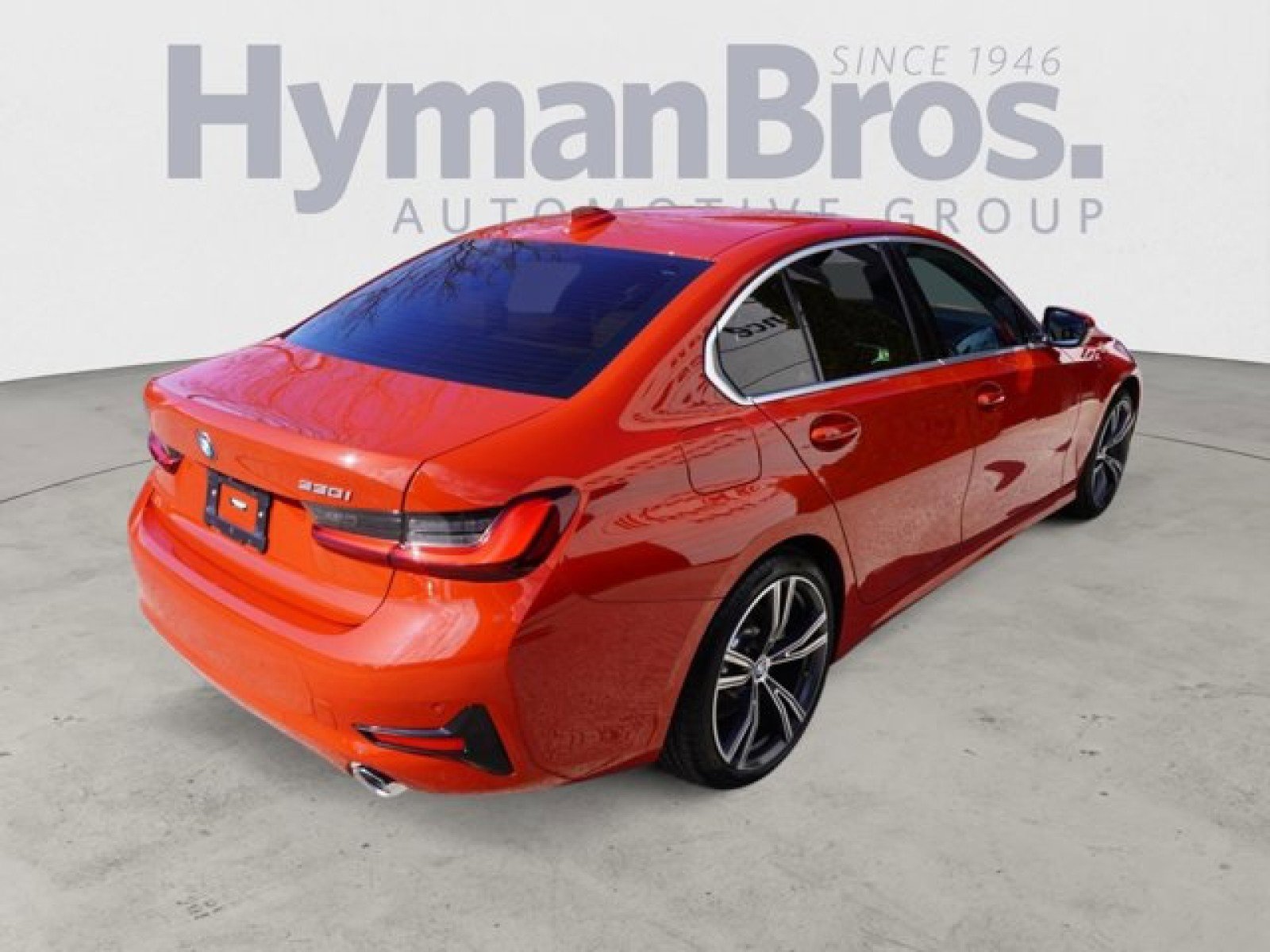 Used 2022 BMW 330i Sedan w/ Premium Package 2 RWD image 5