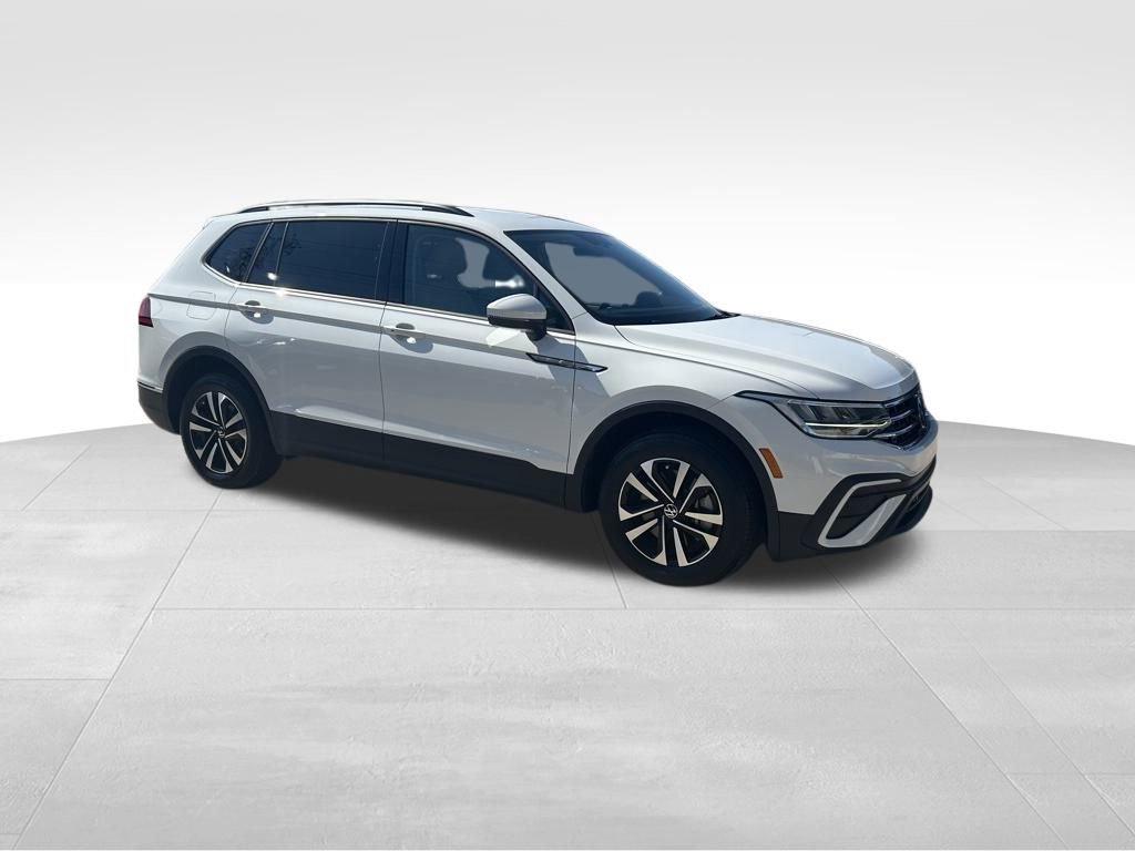 Certified 2023 Volkswagen Tiguan S image 7