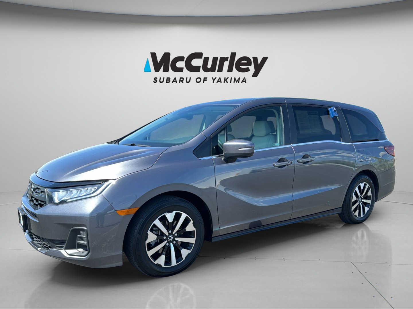 Used 2025 Honda Odyssey EX-L image 2