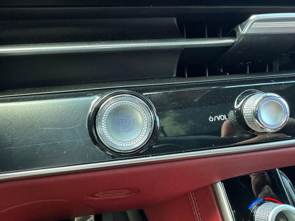 New 2026 Genesis GV70 3.5T Sport Prestige AWD/4WD image 19