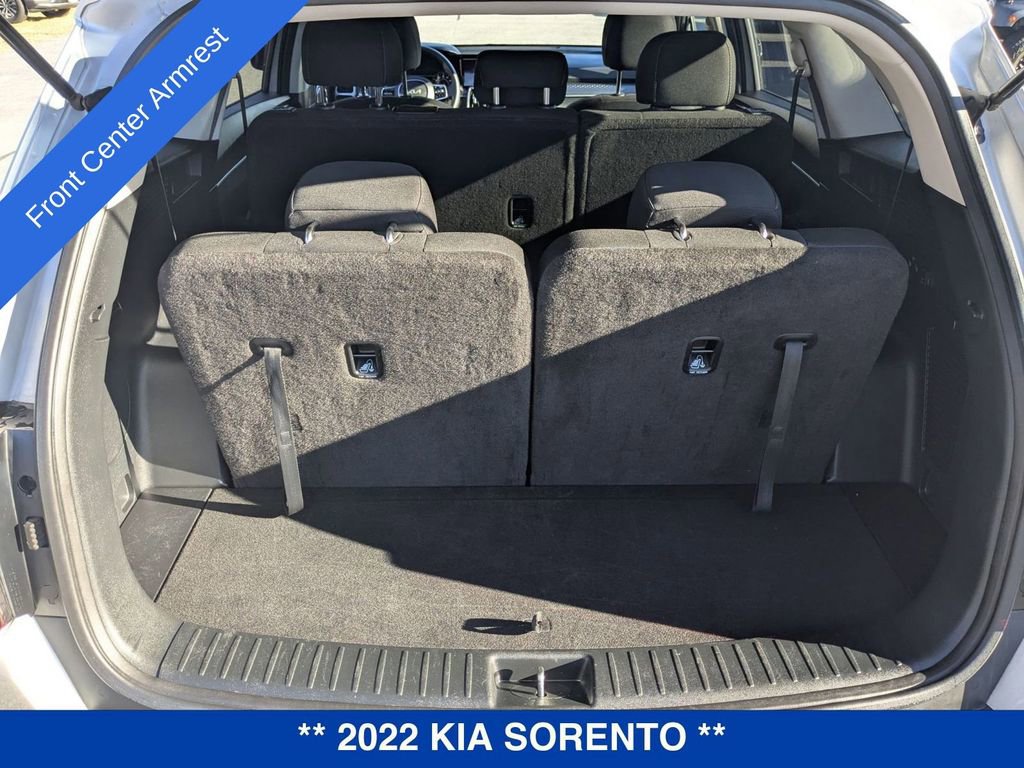 Used 2022 Kia Sorento LX image 30