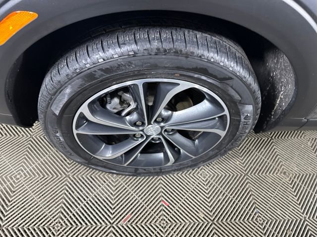 Used 2021 Buick Encore GX Select image 10