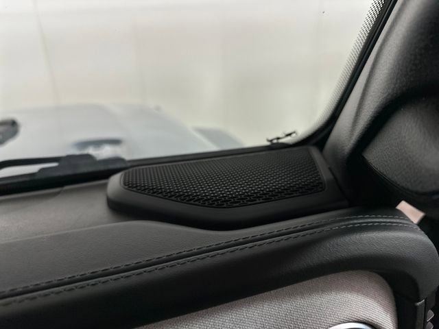 Used 2024 Jeep Wrangler Unlimited Sahara w/ Technology Group image 29