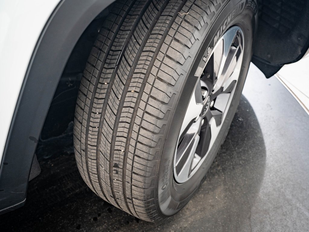 Used 2023 Jeep Grand Cherokee 4WD 4xe image 44