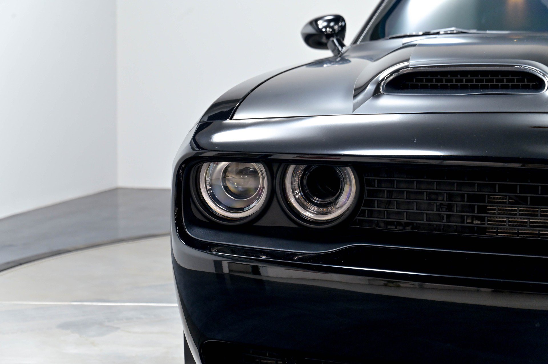 Used 2023 Dodge Challenger SRT Hellcat RWD image 49