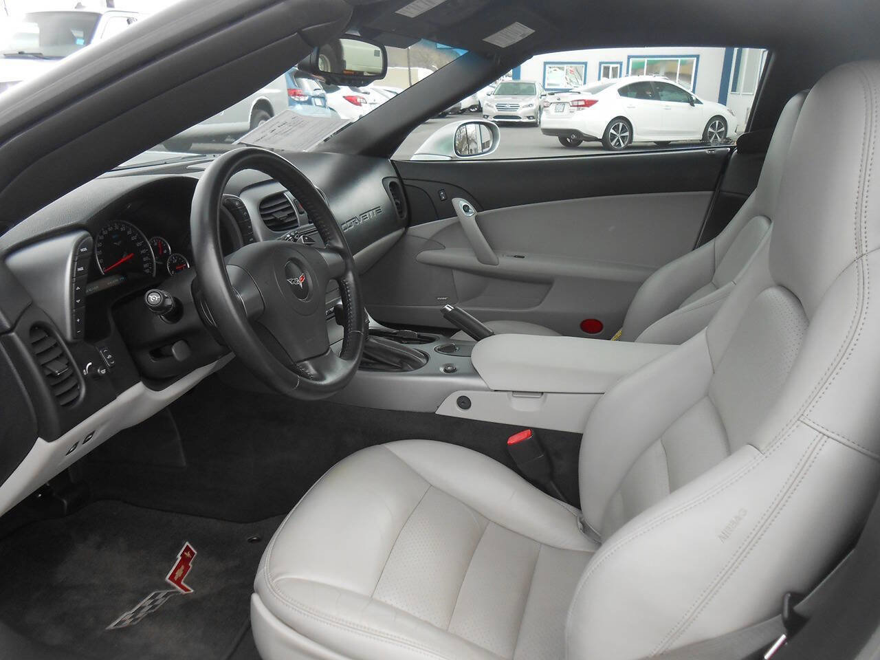 Used 2006 Chevrolet Corvette Convertible w/ Preferred Equipment Group image 19