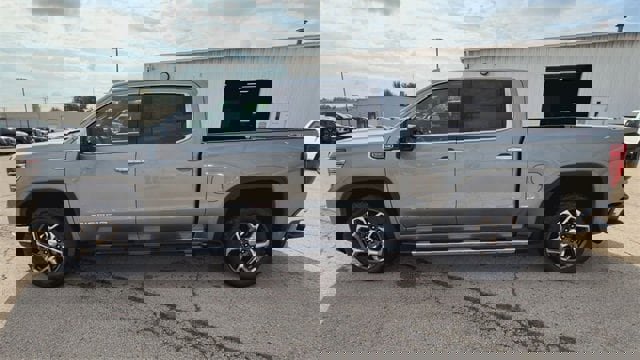 New 2026 GMC Sierra 1500 SLT w/ SLT Premium Plus Package image 39