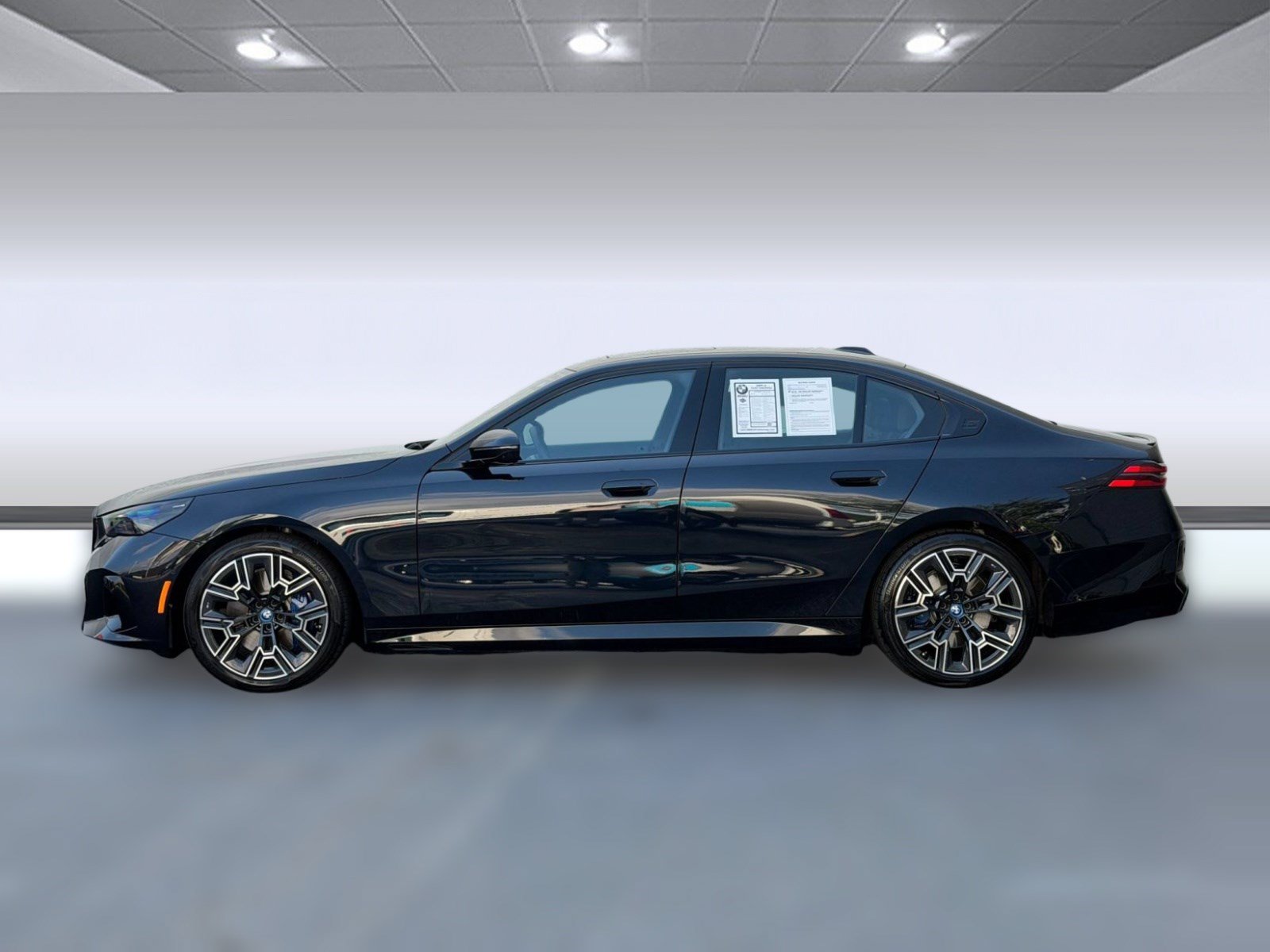 Certified 2025 BMW i5 eDrive40i w/ M Sport Package RWD image 2