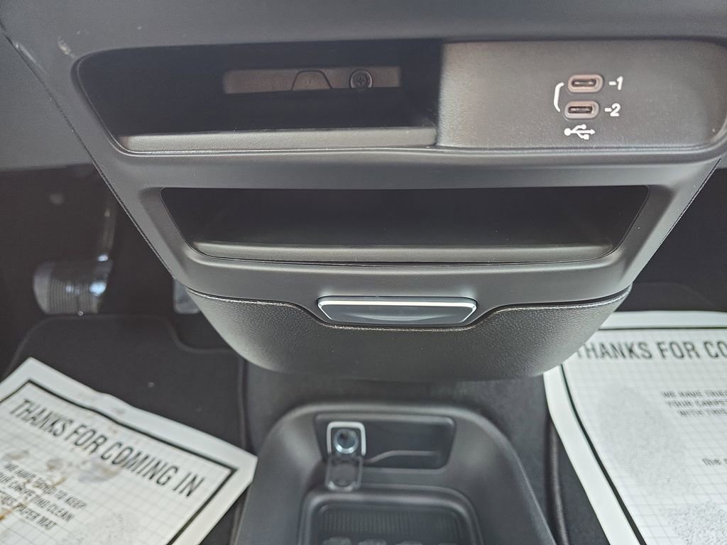 New 2026 Chrysler Pacifica Select w/ S Appearance Package image 22