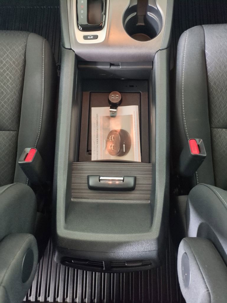 Used 2017 Honda Ridgeline RTS image 26