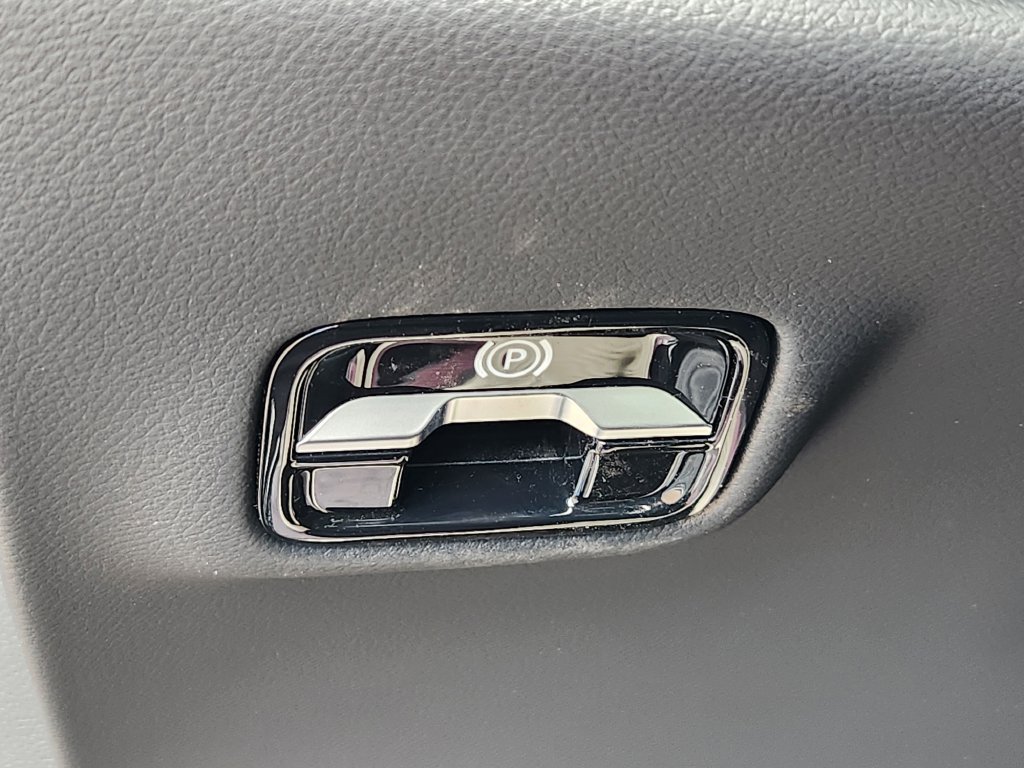 New 2026 Mercedes-Benz E 350 4MATIC Sedan image 22
