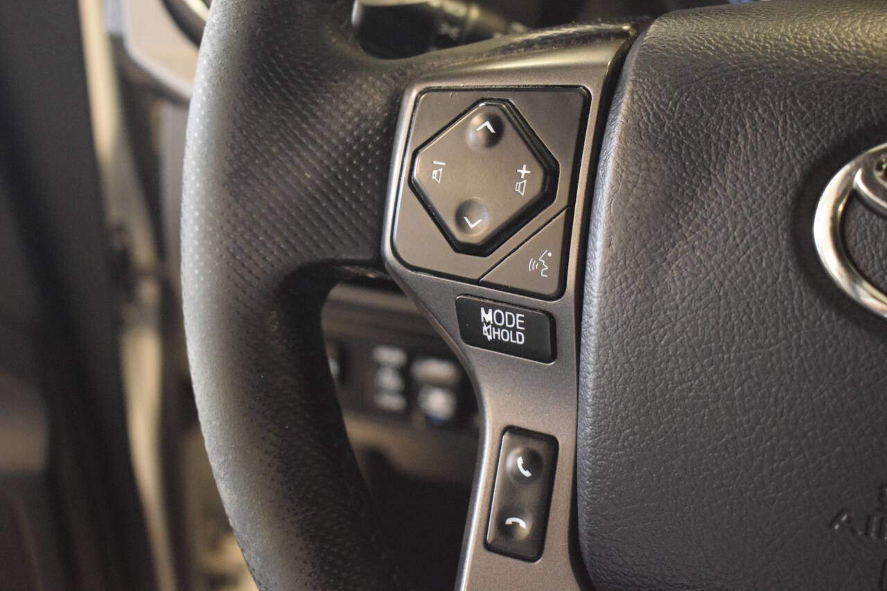 Used 2017 Toyota Tacoma TRD Pro AWD/4WD image 78