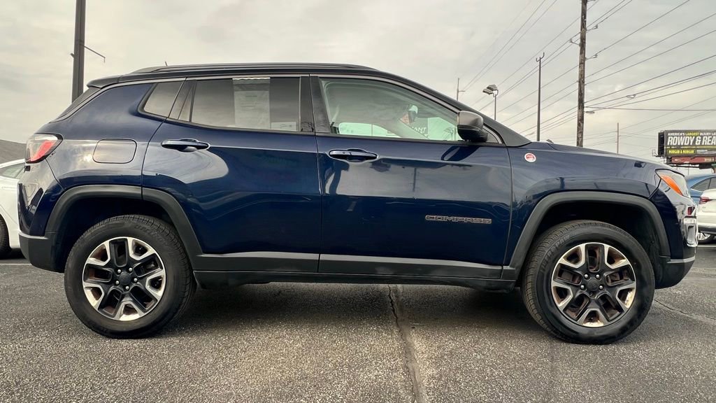 Used 2018 Jeep Compass Trailhawk AWD/4WD image 9