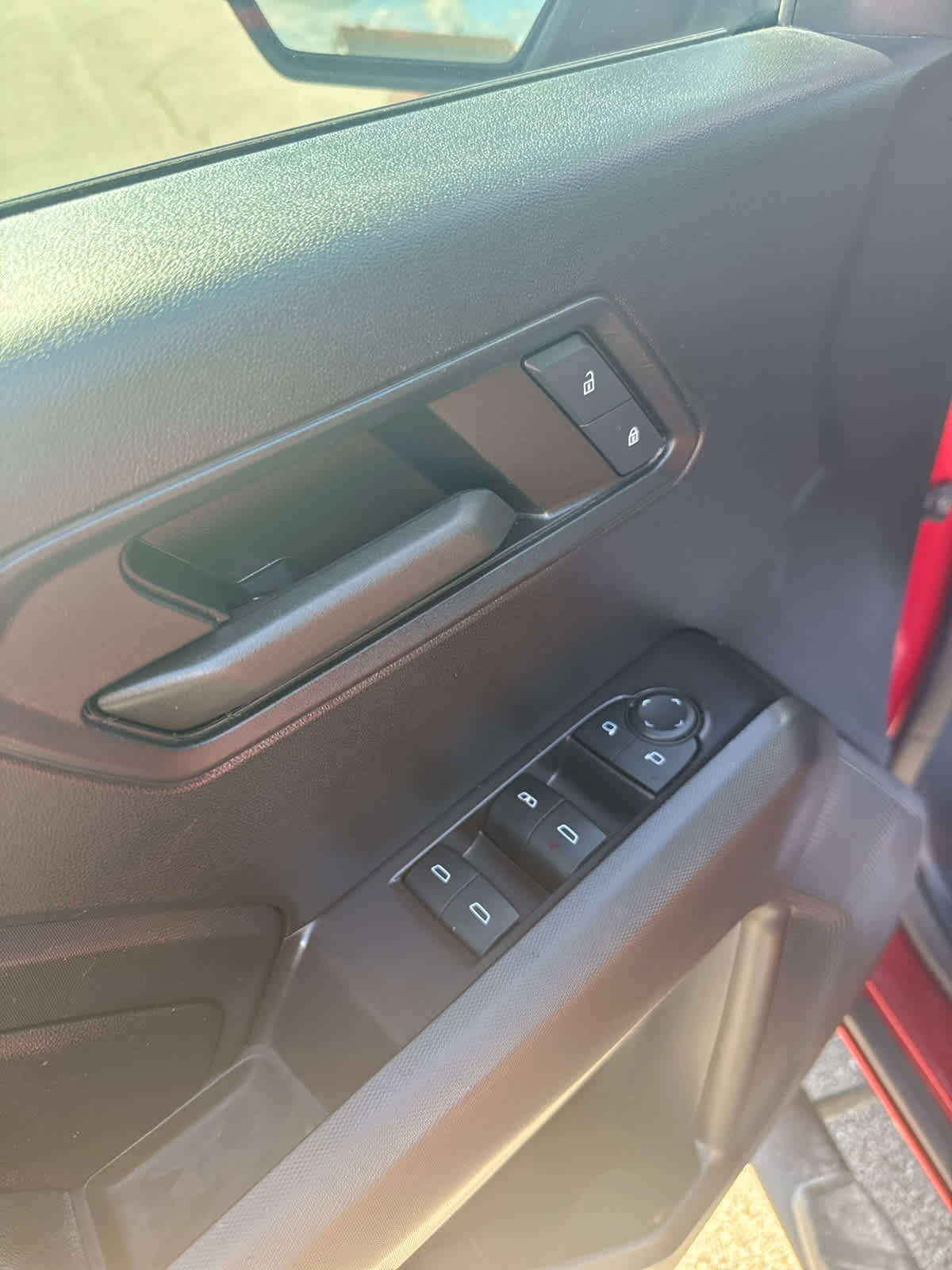 Used 2024 Chevrolet Colorado Trail Boss w/ Technology Package image 13