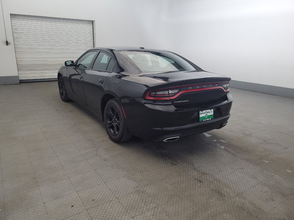Used 2021 Dodge Charger SXT w/ Leather Interior Group image 5