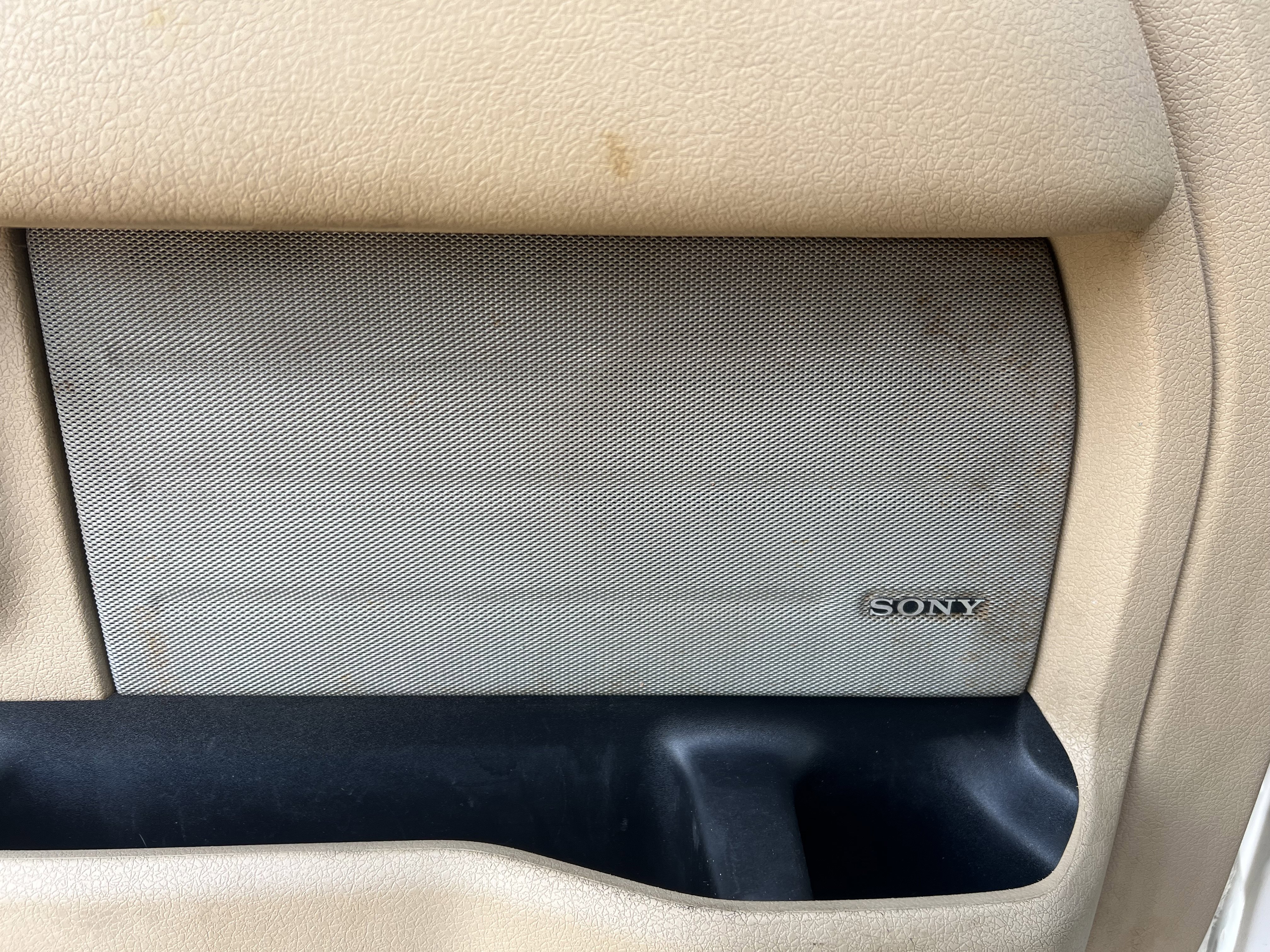 Used 2013 Ford F150 King Ranch w/ King Ranch Luxury Pkg image 17