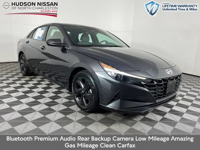 Used 2023 Hyundai Elantra SEL FWD image 1
