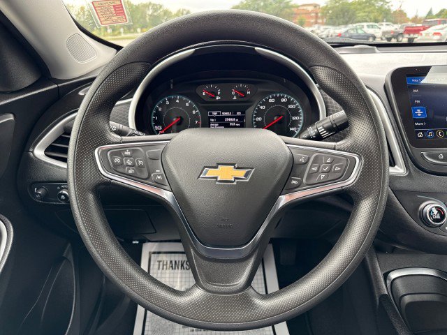 Used 2025 Chevrolet Malibu LT image 18