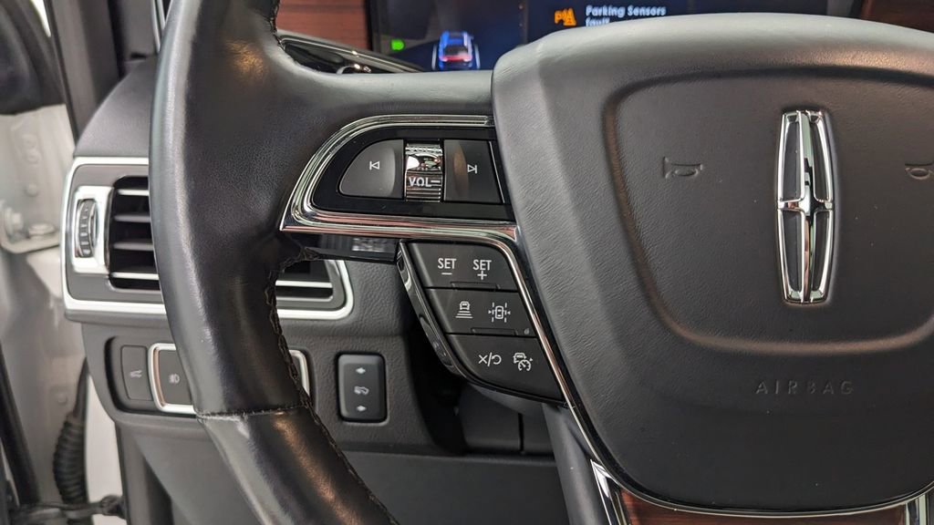 Used 2023 Lincoln Navigator L Reserve w/ Equipment Group 201A image 34