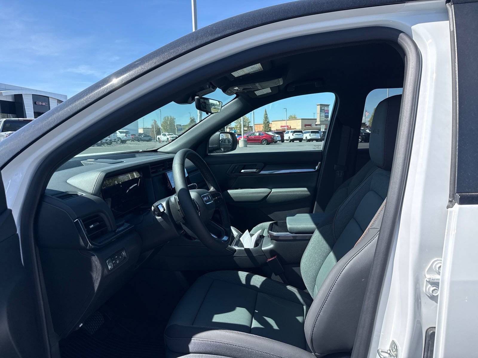 New 2026 GMC Terrain AT4 w/ Convenience Package III image 10