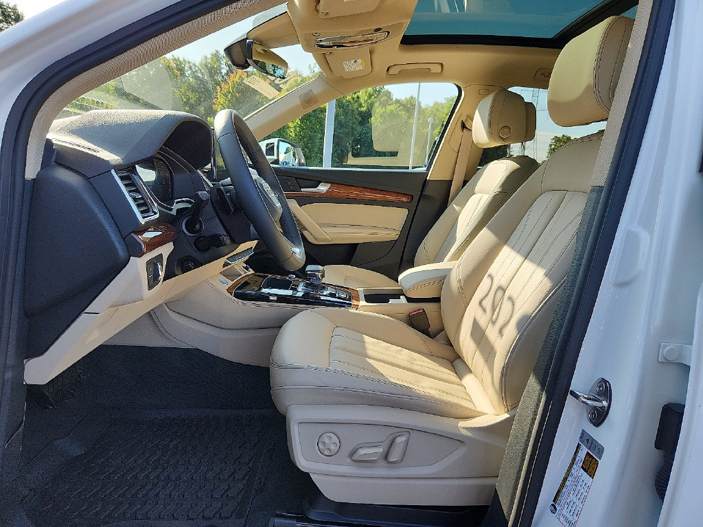 Certified 2023 Audi Q5 2.0T Premium Plus w/ Premium Plus Package AWD/4WD image 18