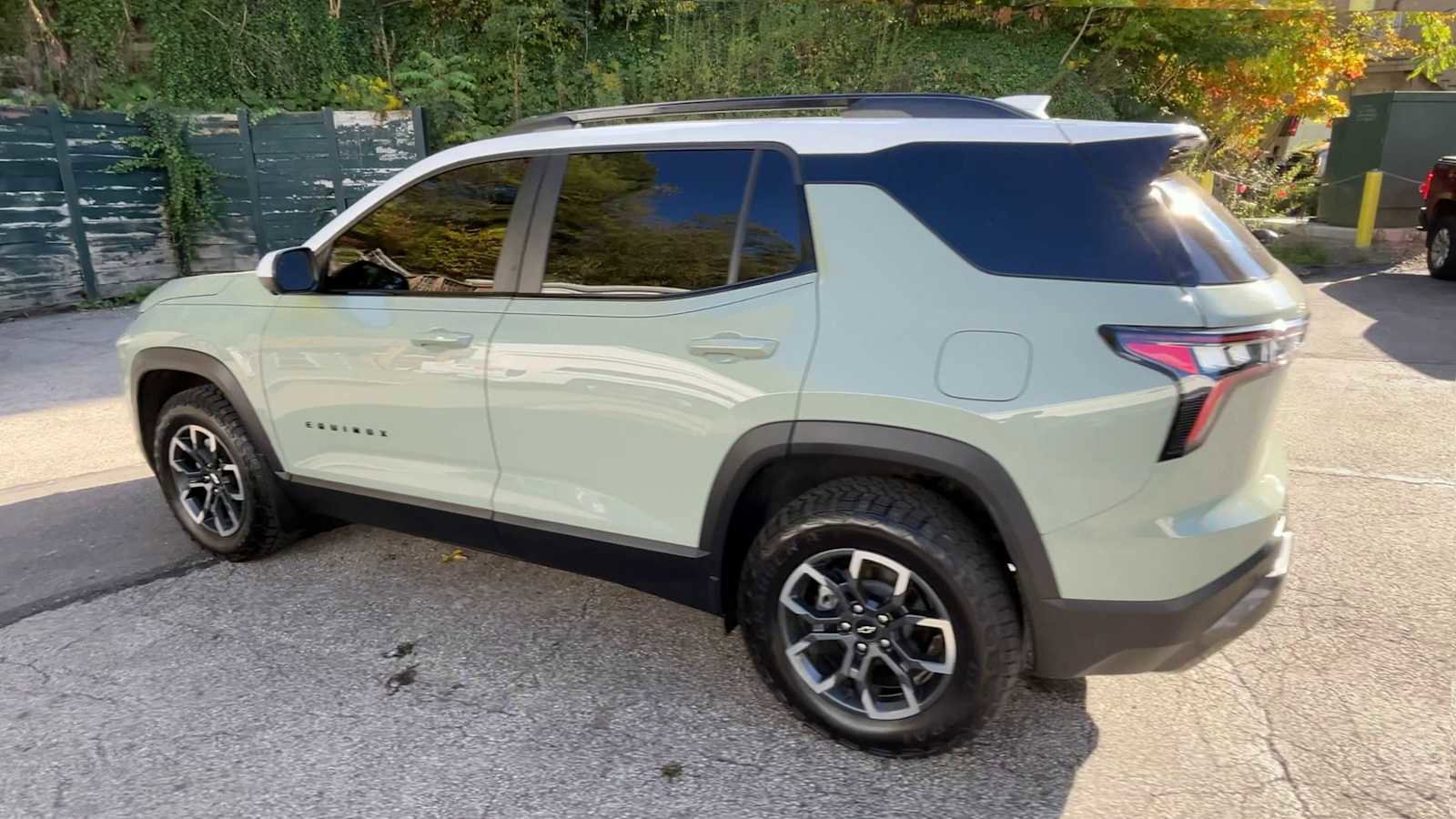 Certified 2025 Chevrolet Equinox ACTIV w/ Safety and Technology Package image 6