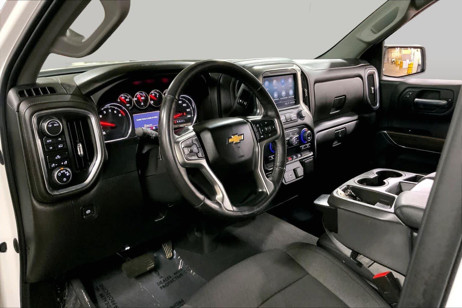 Used 2021 Chevrolet Silverado 1500 LT AWD/4WD image 18