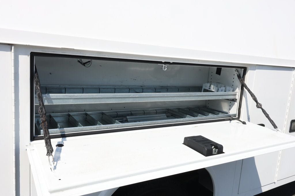 Used 2021 GMC Savana 3500 w/ Power Convenience Package RWD image 22