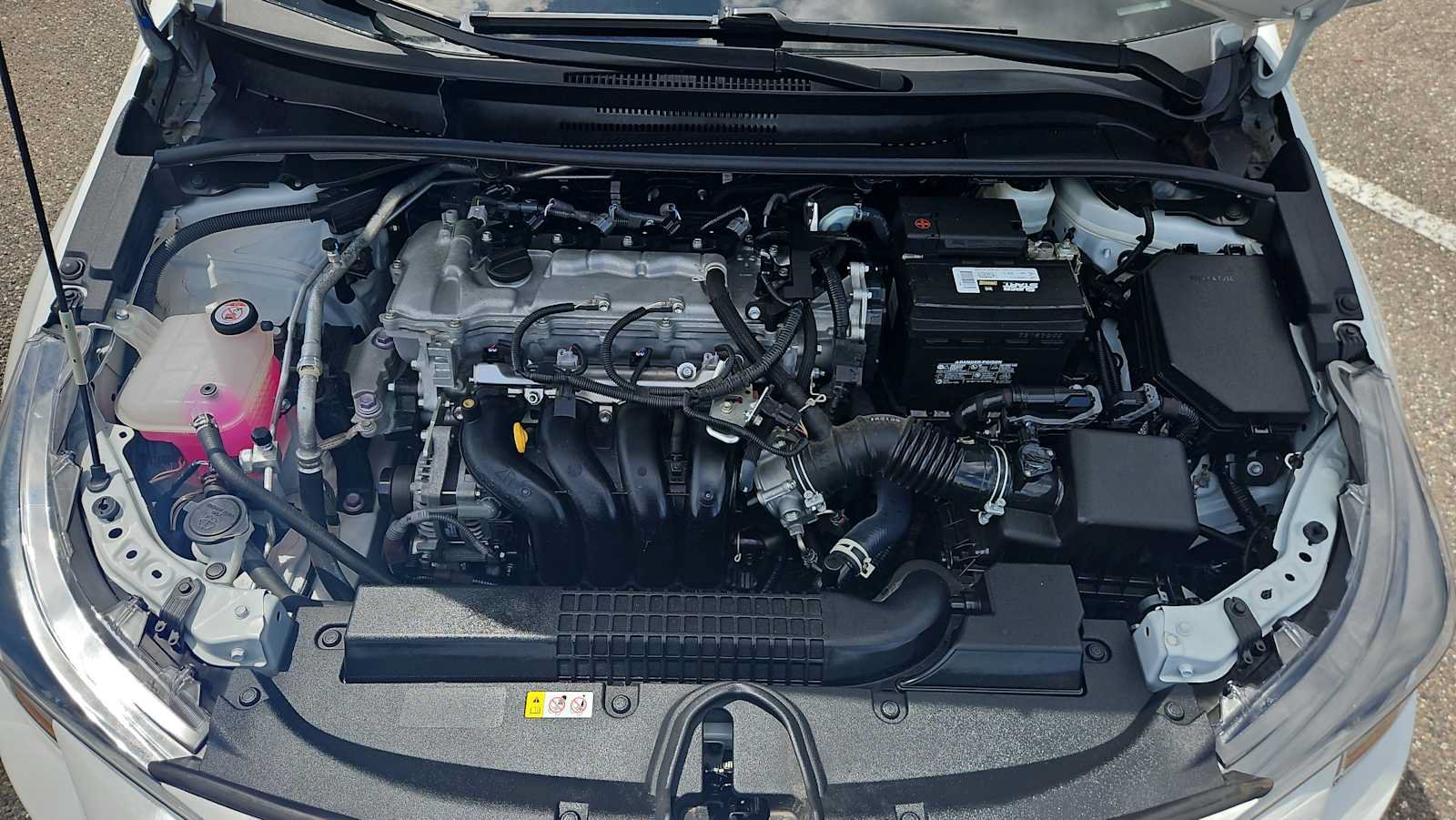 Used 2022 Toyota Corolla LE FWD image 17