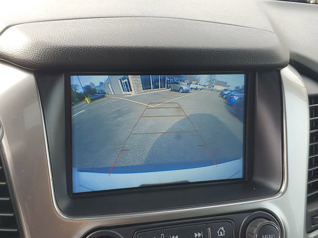 Used 2018 Chevrolet Suburban LT AWD/4WD image 27