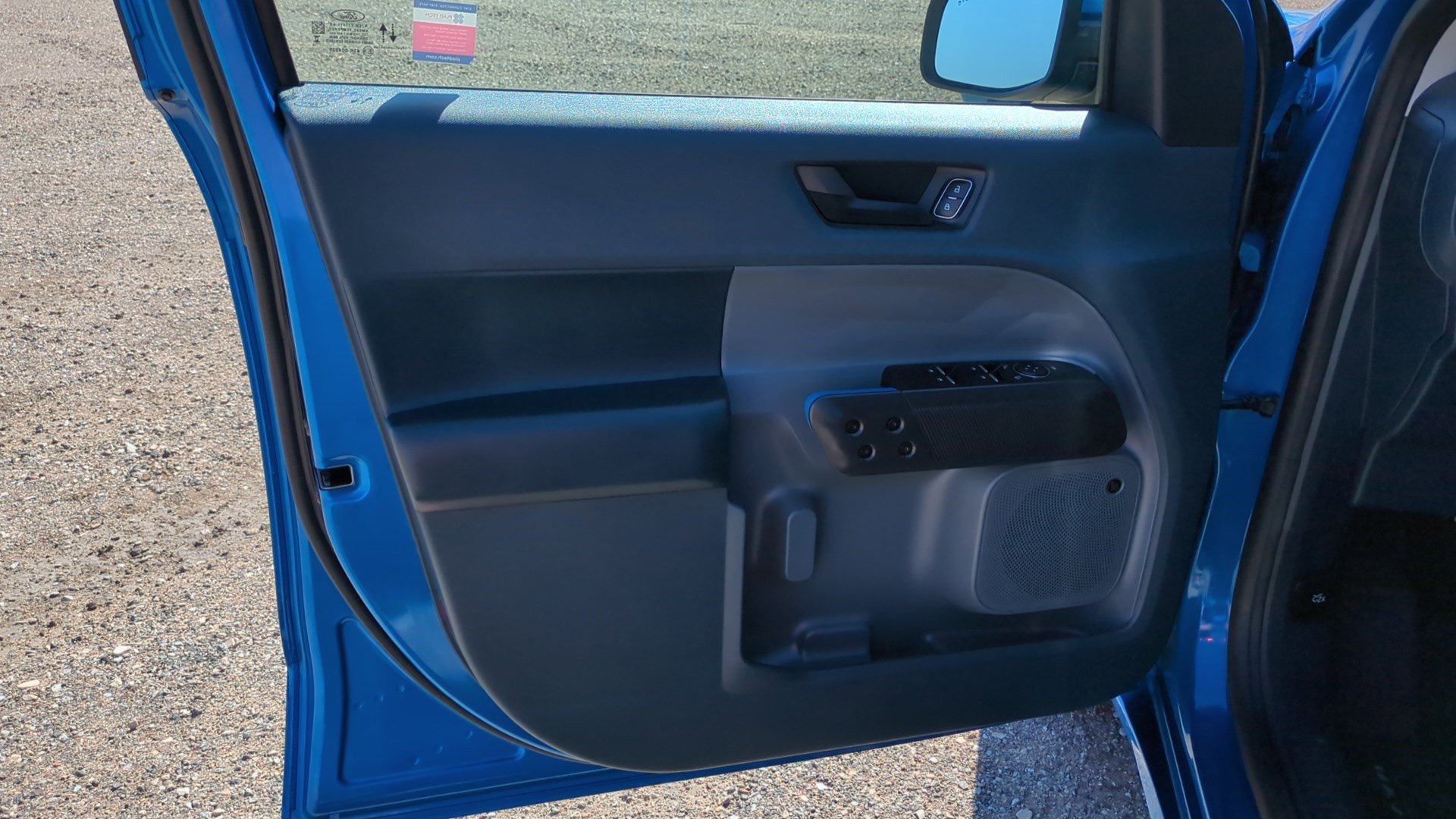 Used 2025 Ford Maverick Lobo AWD/4WD image 13