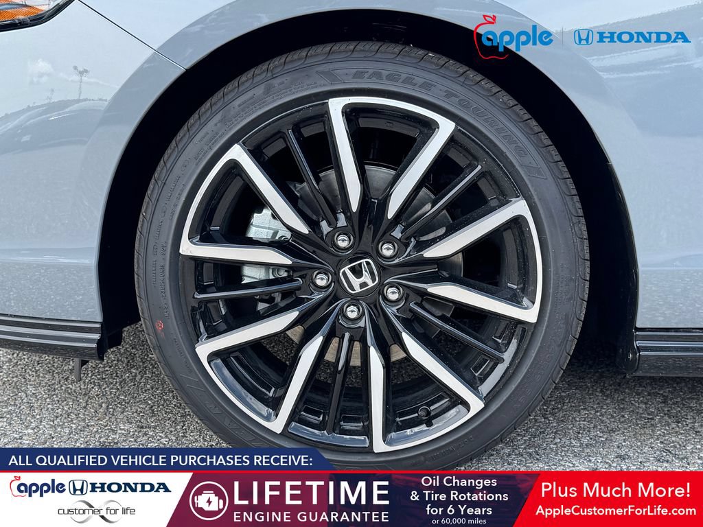New 2026 Honda Accord Touring image 4